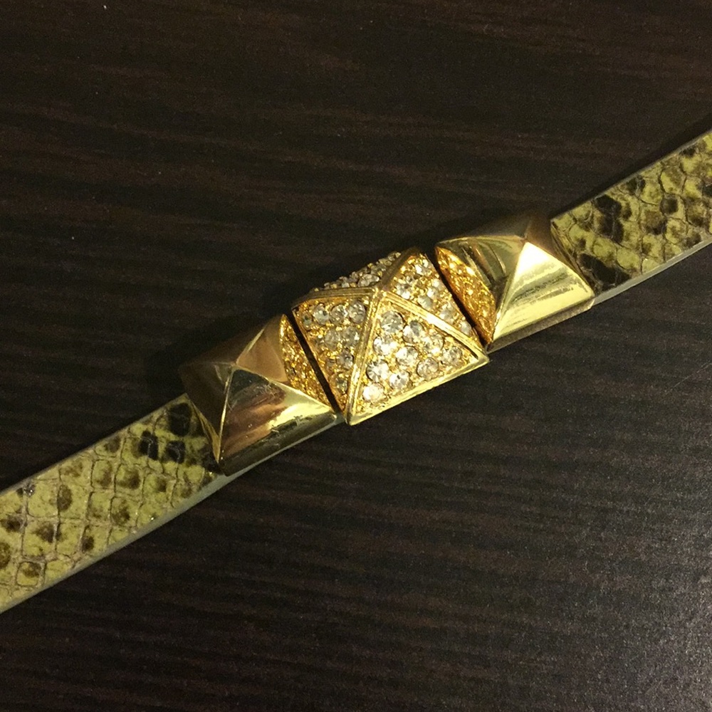 Juicy Couture green bracelet with gold detailing - Picture 3 of 4